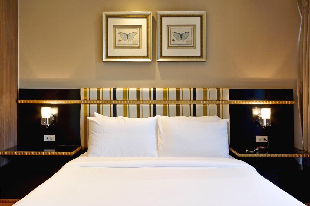 Milano Versace Suites Makati City Extérieur photo