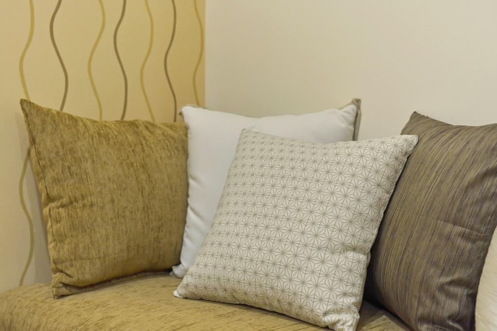Milano Versace Suites Makati City Extérieur photo