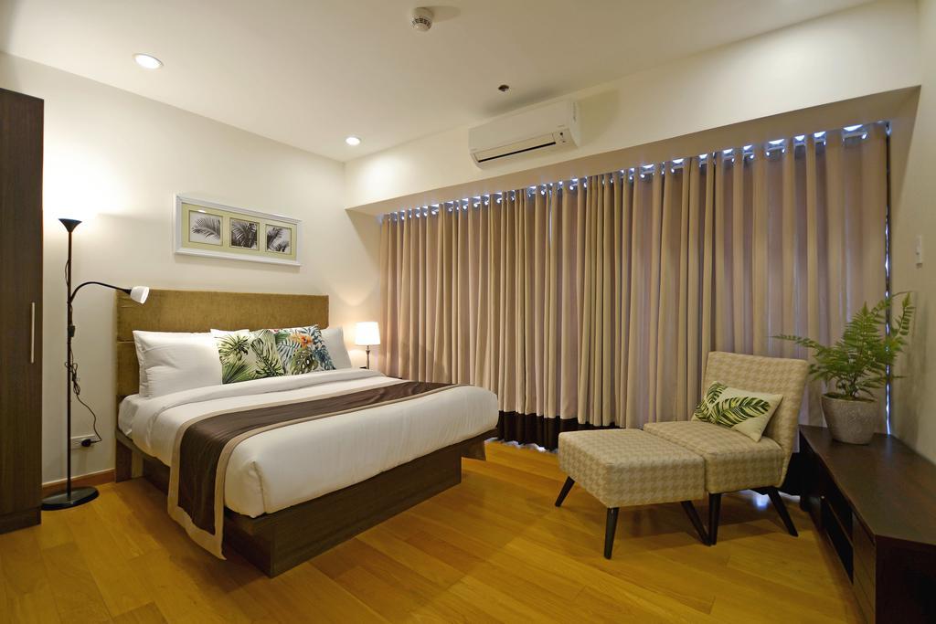 Milano Versace Suites Makati City Extérieur photo