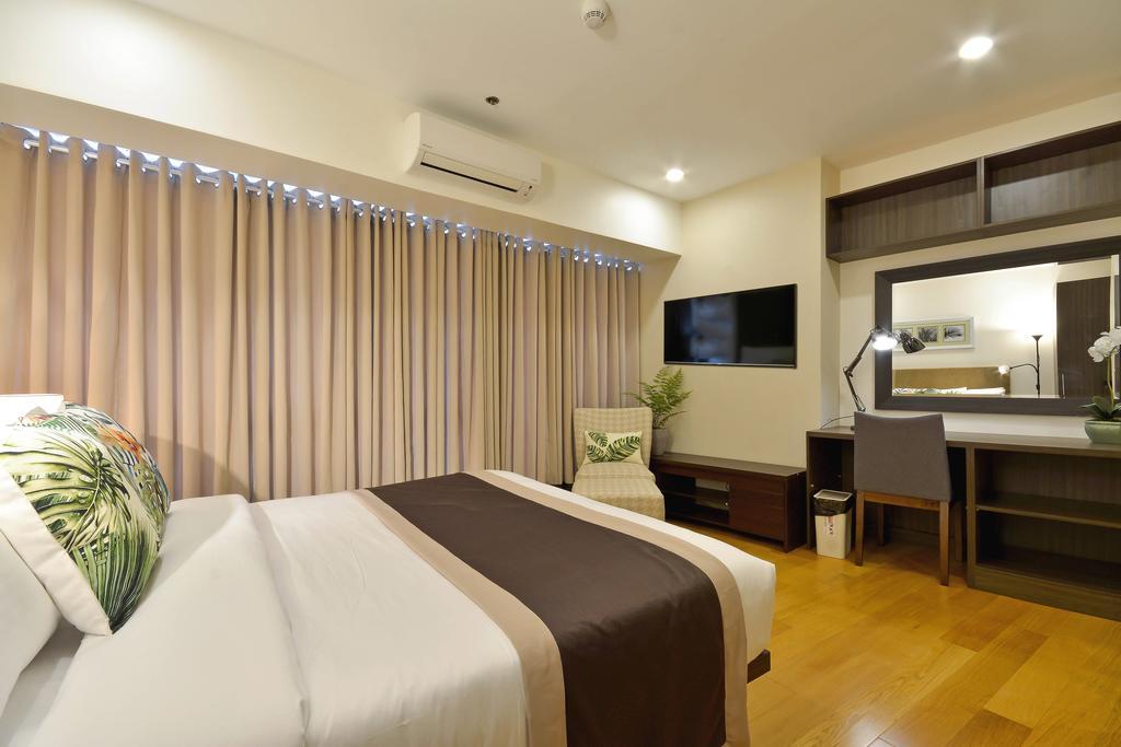 Milano Versace Suites Makati City Extérieur photo