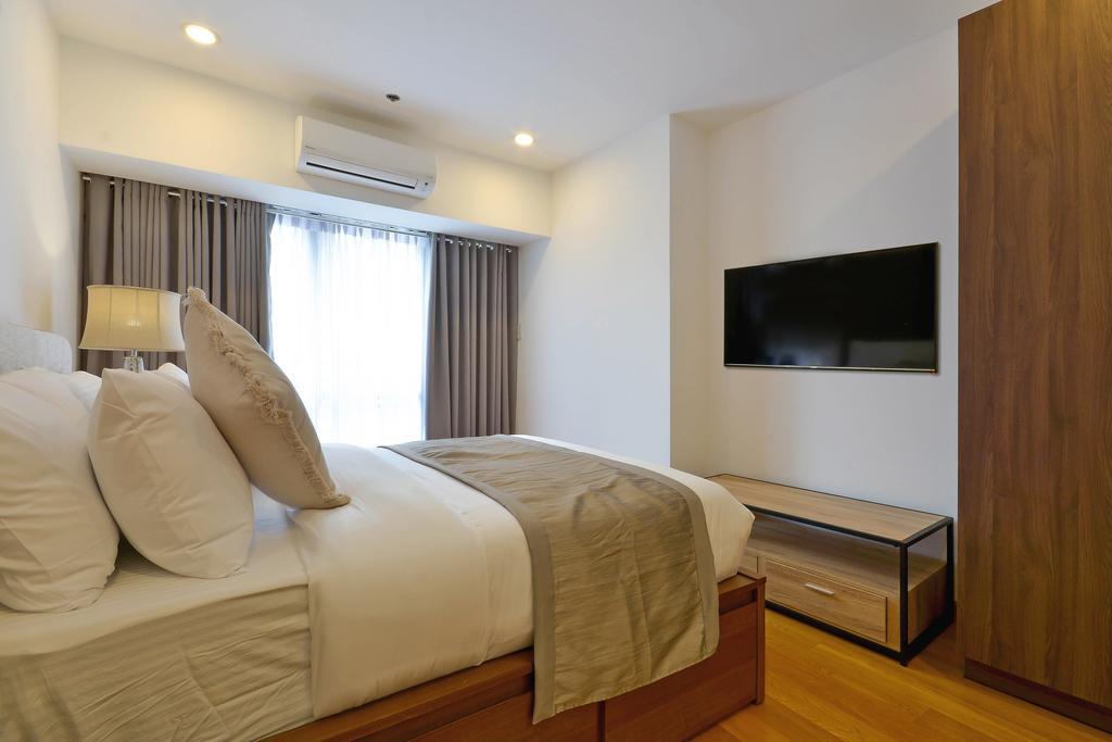 Milano Versace Suites Makati City Extérieur photo