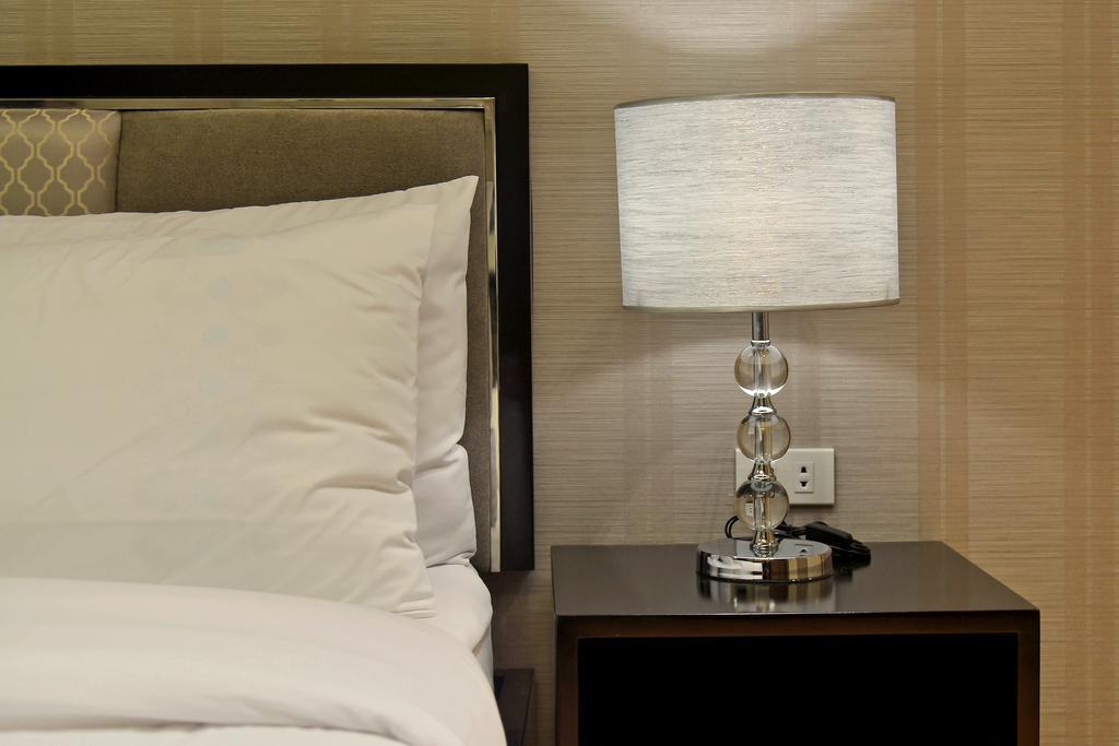Milano Versace Suites Makati City Extérieur photo