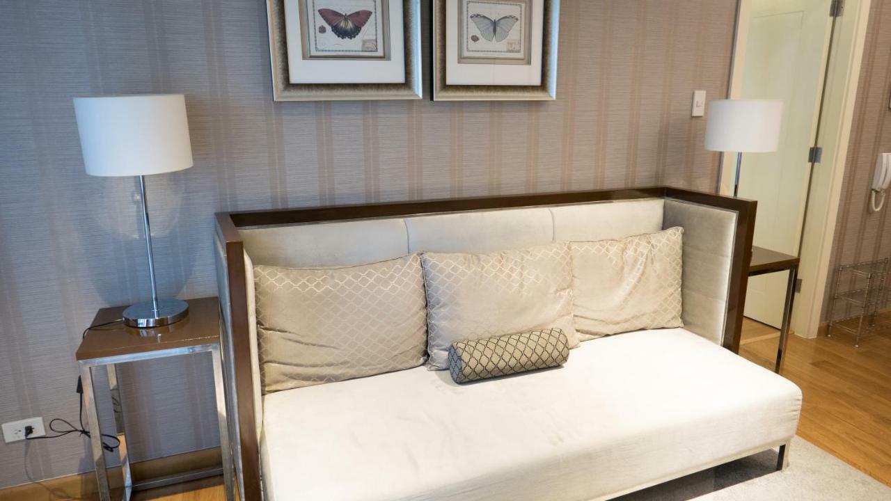 Milano Versace Suites Makati City Extérieur photo